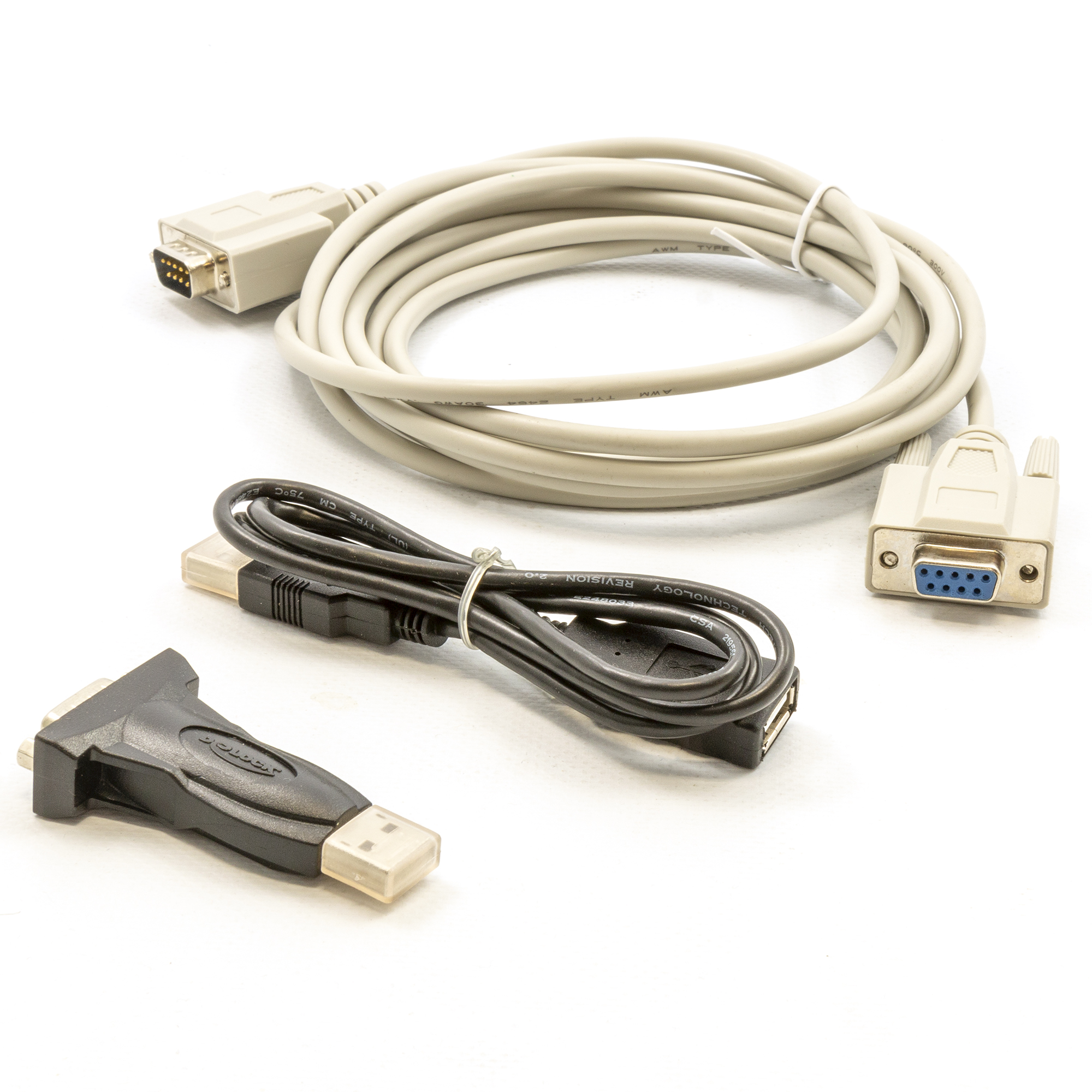 CONT 82-Q0800/3 Seriële kabel en RS232-USB adapter voor connectie met PC